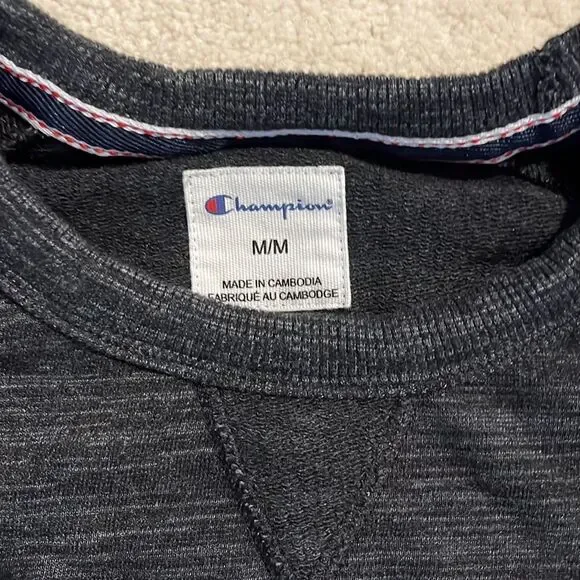 Champion Men's Sweatshirt Size medium in Black - Picture 3 of 8